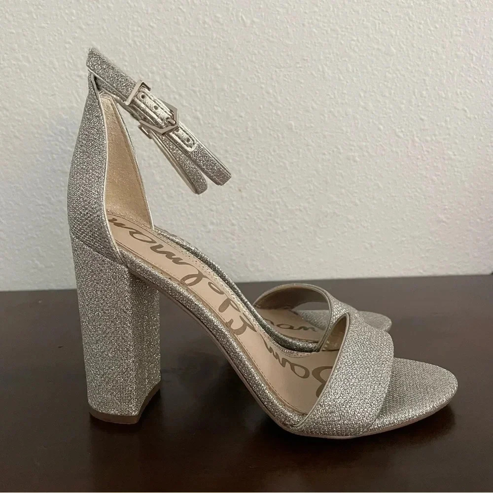 Like New! Sam Edelman Yaro Metallic Silver Leather Ankle Strap Heels Size 7 - Picture 6 of 12